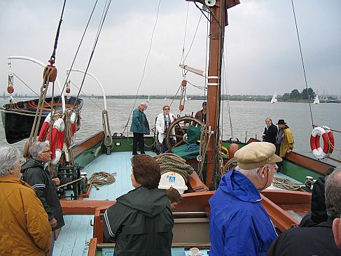 Lady steering